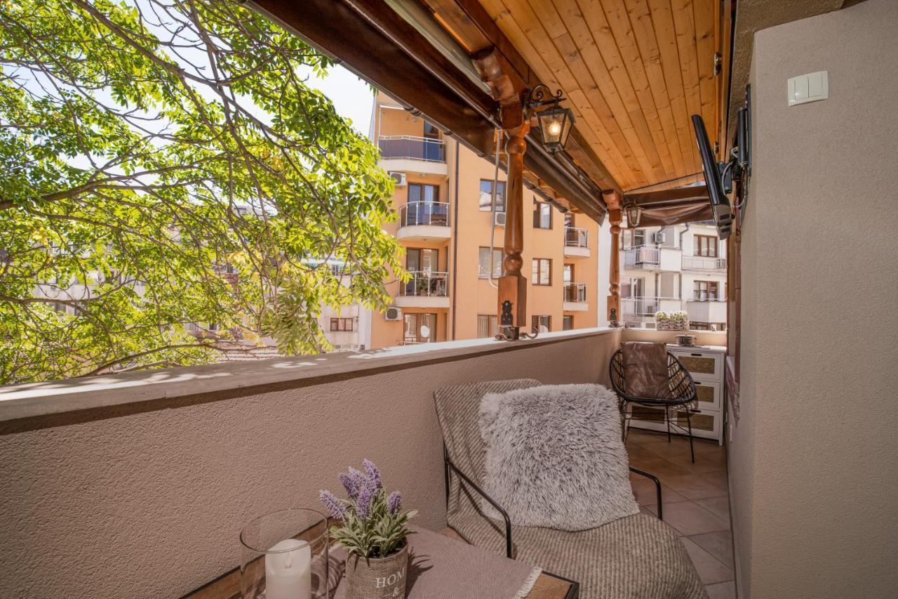 Stylish 1Bd Flat With A Terrace Near The Centre Of Plovdiv By Flat Mаnager Apartment Ngoại thất bức ảnh